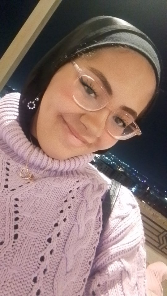 المؤلف