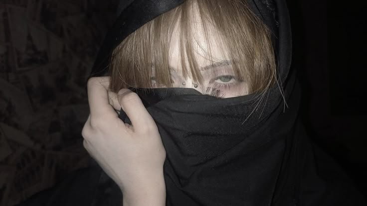 المؤلف