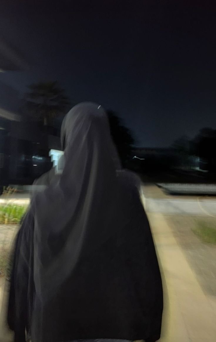 المؤلف