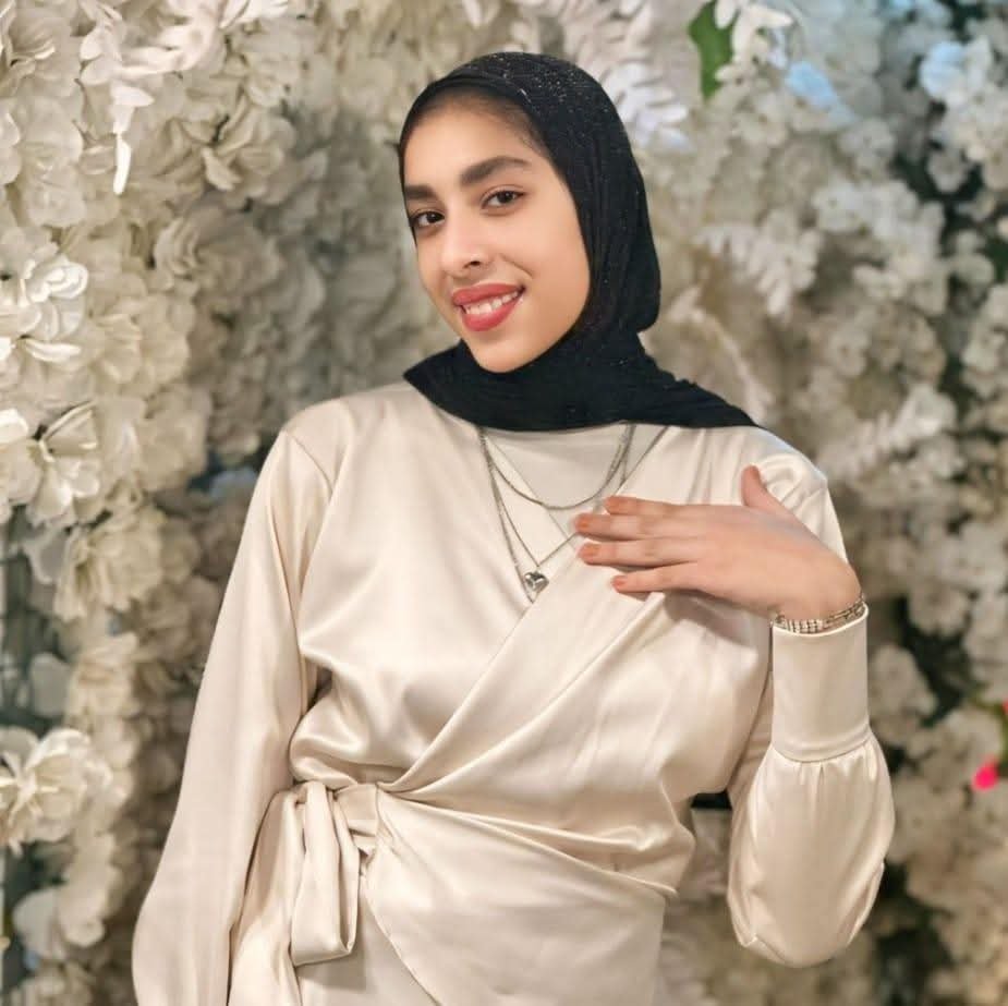 المؤلف