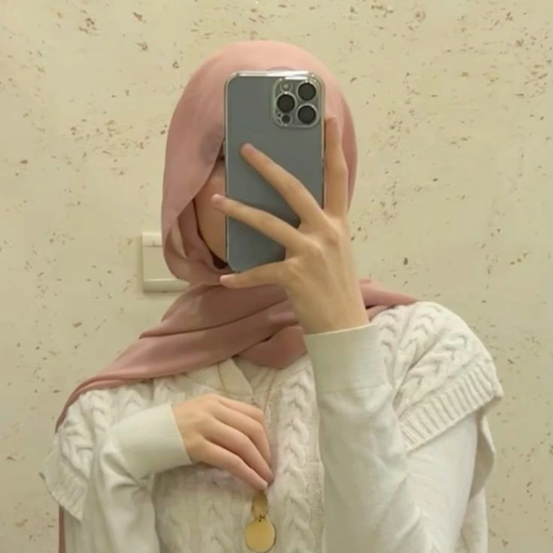 المؤلف