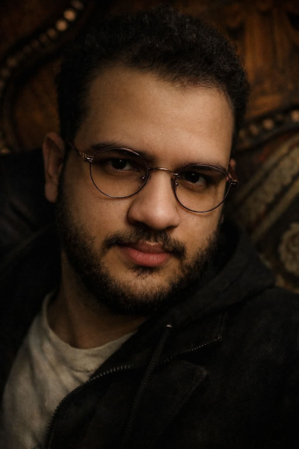 المؤلف