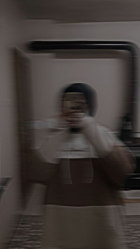 المؤلف