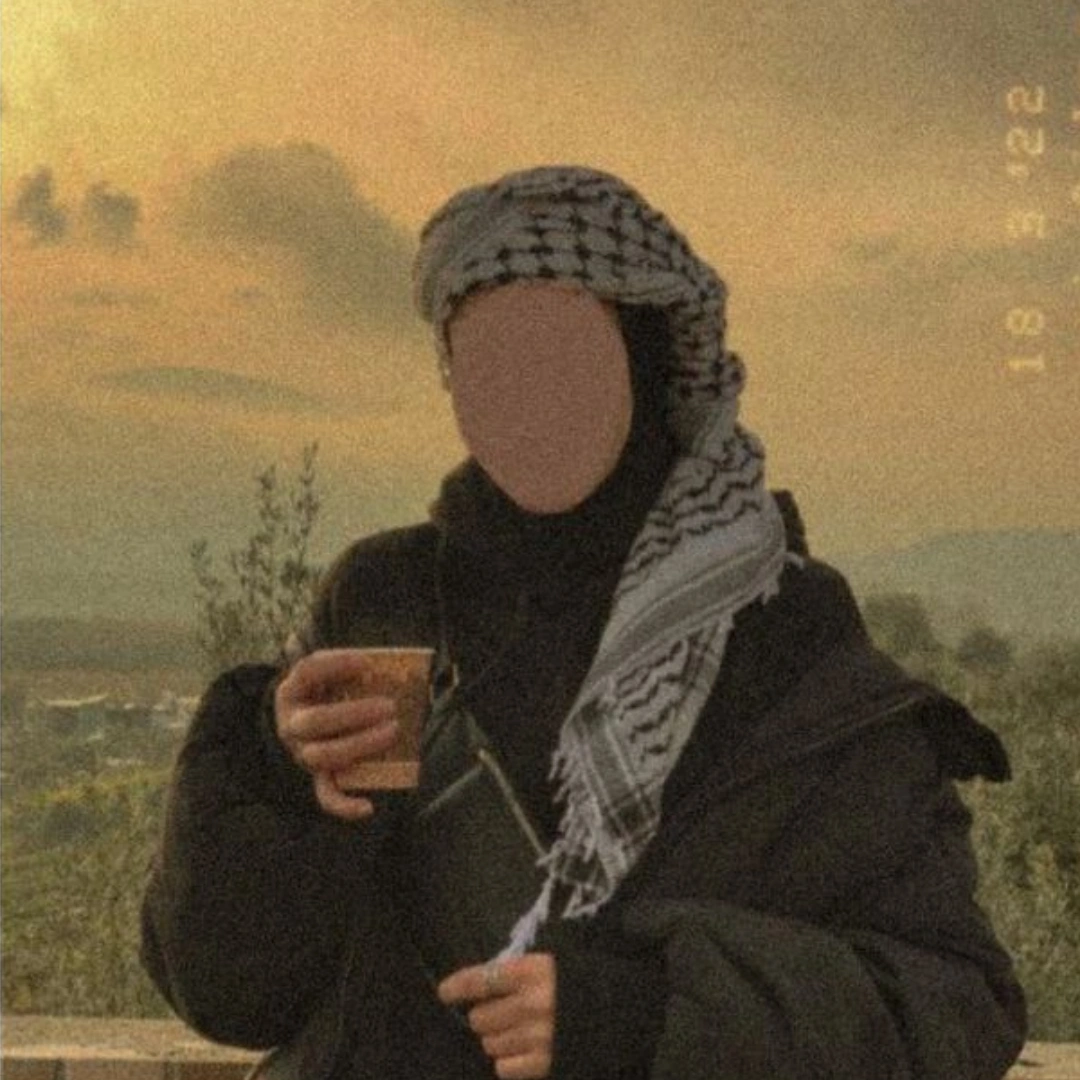 المؤلف